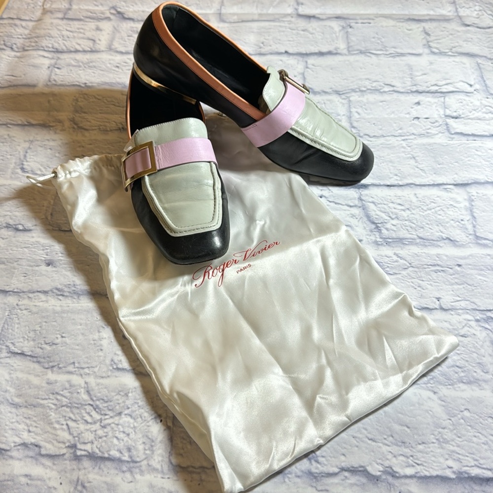 Roger Vivier France vtg leather loafer sz 39 handmade Italy. Black, peach, pink.